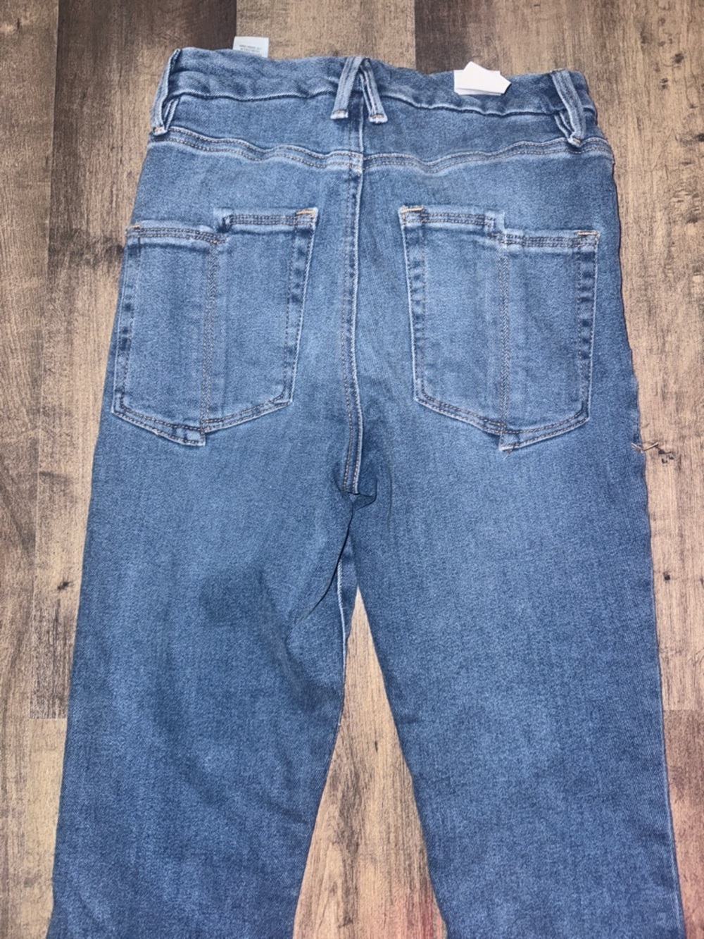 Good American Good Waist Cropped Jeans Sz 4/27 NWT High Rise Distressed - Picture 6 of 13